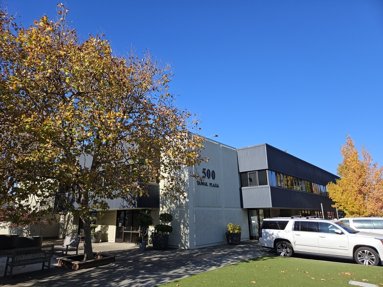 500 Tamal Plz, Corte Madera, CA for lease - Building Photo - Image 2 of 20