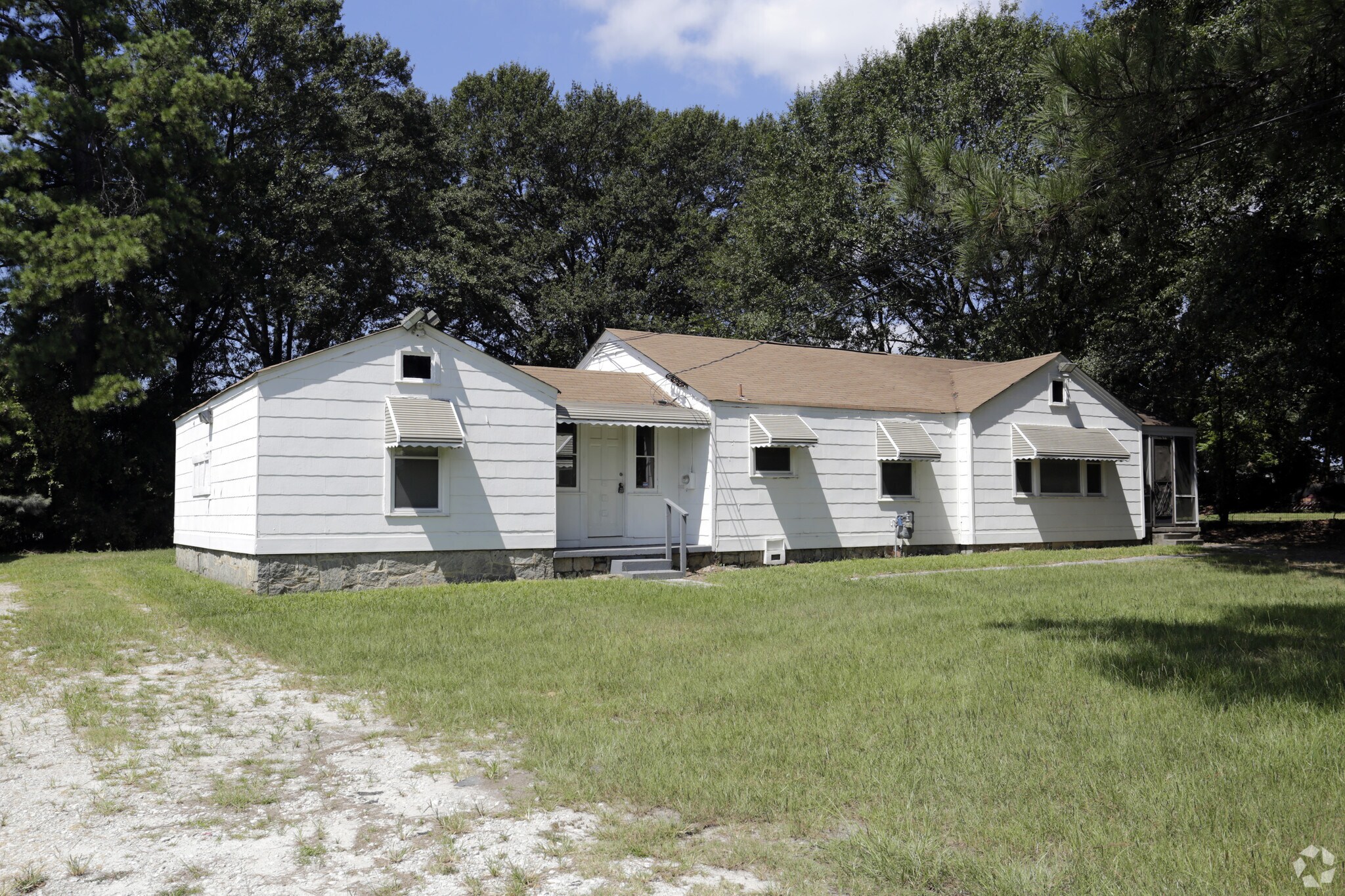 547 Smyrna Rd, Conyers, GA for sale Primary Photo- Image 1 of 1