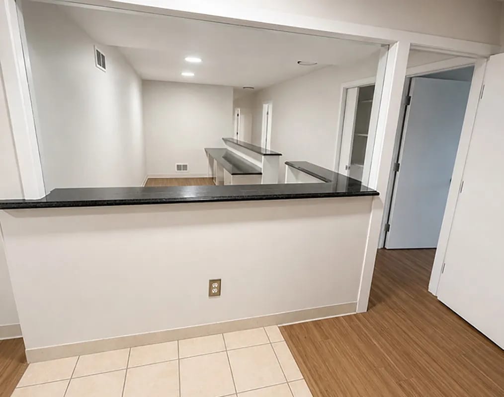 1457 Nottingham Way, Hamilton, NJ for lease Interior Photo- Image 1 of 4