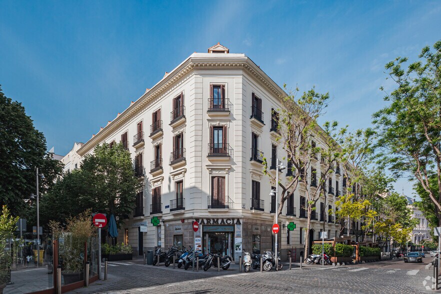 in Madrid, Madrid for sale - Primary Photo - Image 1 of 1