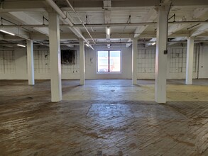 35-95 8th St, Passaic, NJ for lease Interior Photo- Image 2 of 3