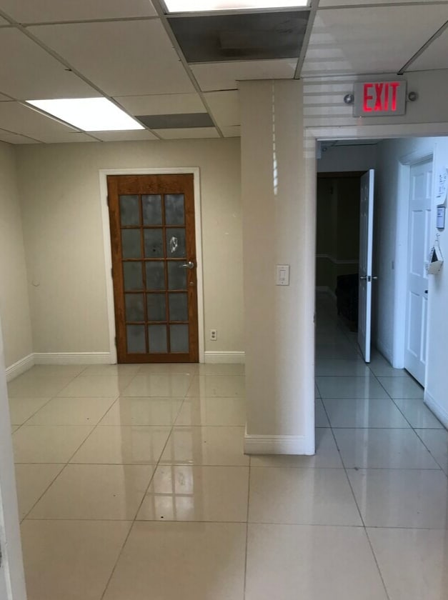 4000 N State Road 7, Lauderdale Lakes, FL for lease Interior Photo- Image 1 of 4