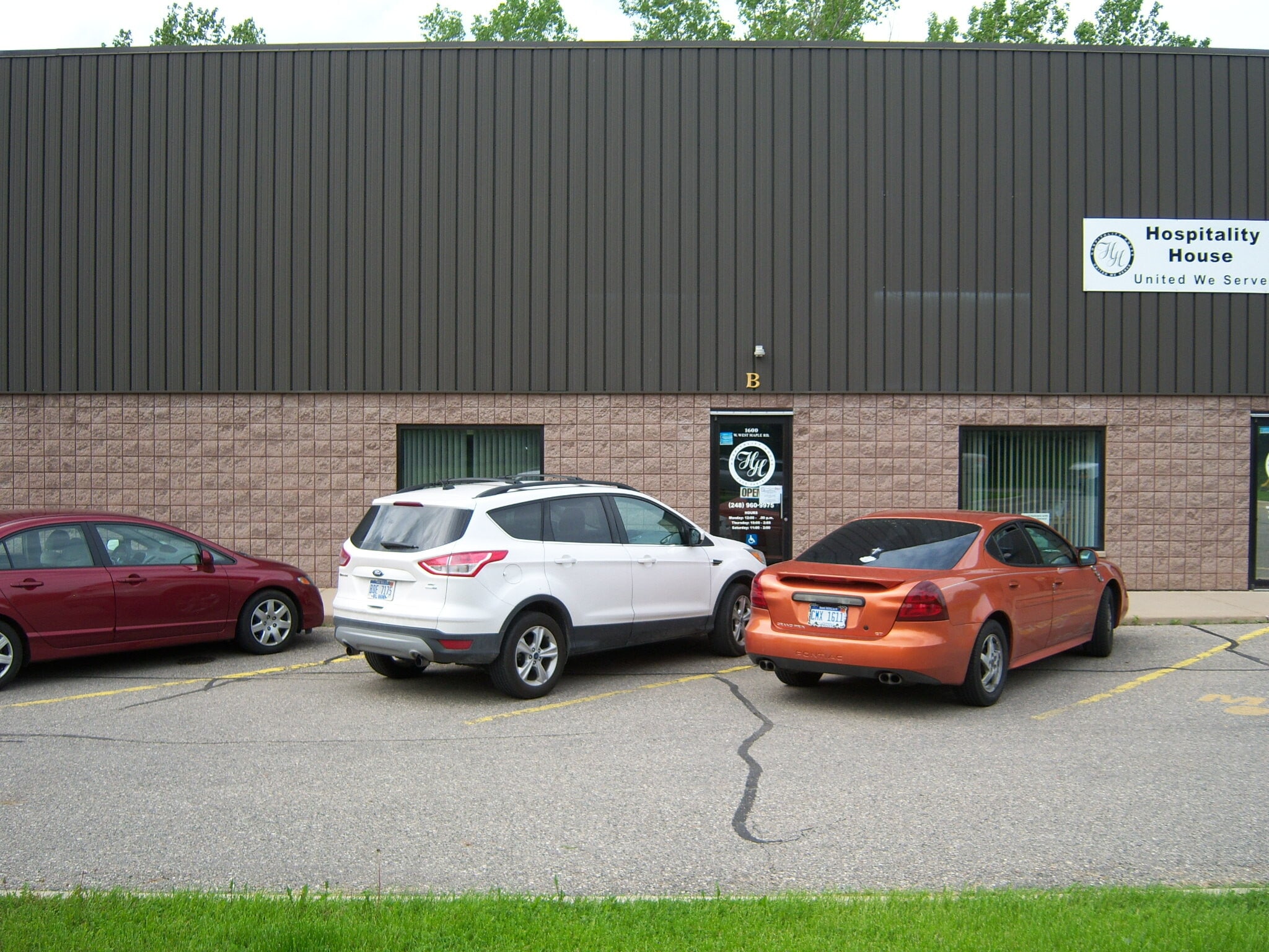 1600 W West Maple Rd, Walled Lake, MI for lease Building Photo- Image 1 of 8