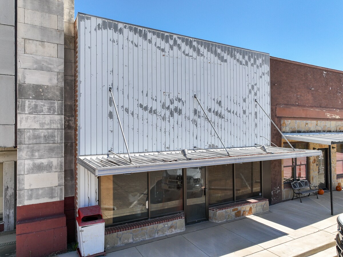 114 W Front St, Groveton, TX for sale Primary Photo- Image 1 of 1