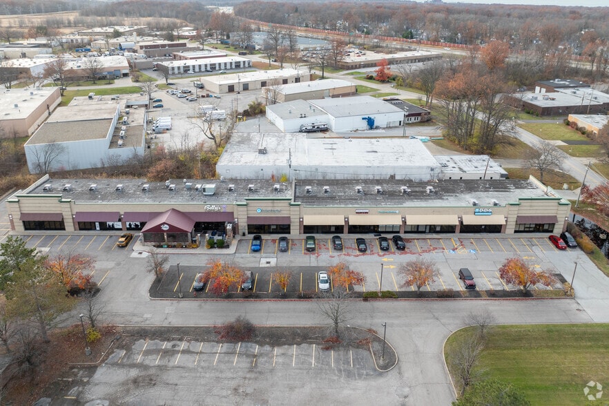 7314-7352 Industrial Park Blvd, Mentor, OH for lease - Building Photo - Image 3 of 4
