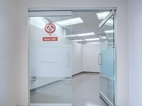 1875 Rue Maurice-Gauvin, Laval, QC for lease Interior Photo- Image 1 of 8