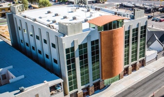 823 S Las Vegas Blvd, Las Vegas NV - Loft