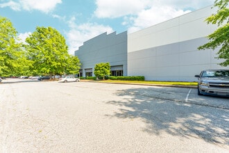 657 Brigham Rd, Greensboro, NC for lease Interior Photo- Image 2 of 7