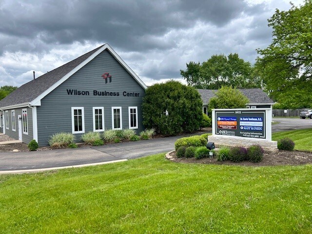 1605 W Wilson St, Batavia, IL for lease Building Photo- Image 1 of 25
