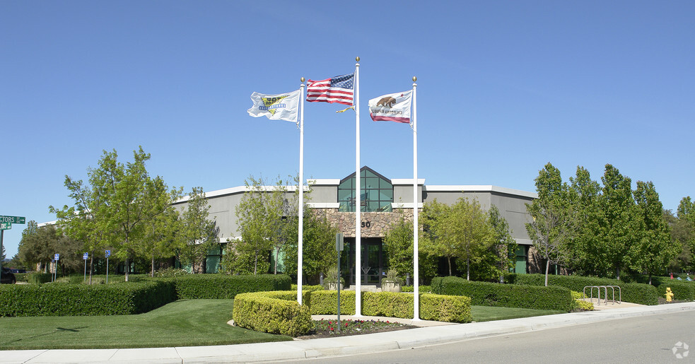 50 Contractors St, Livermore, CA for lease - Building Photo - Image 1 of 4