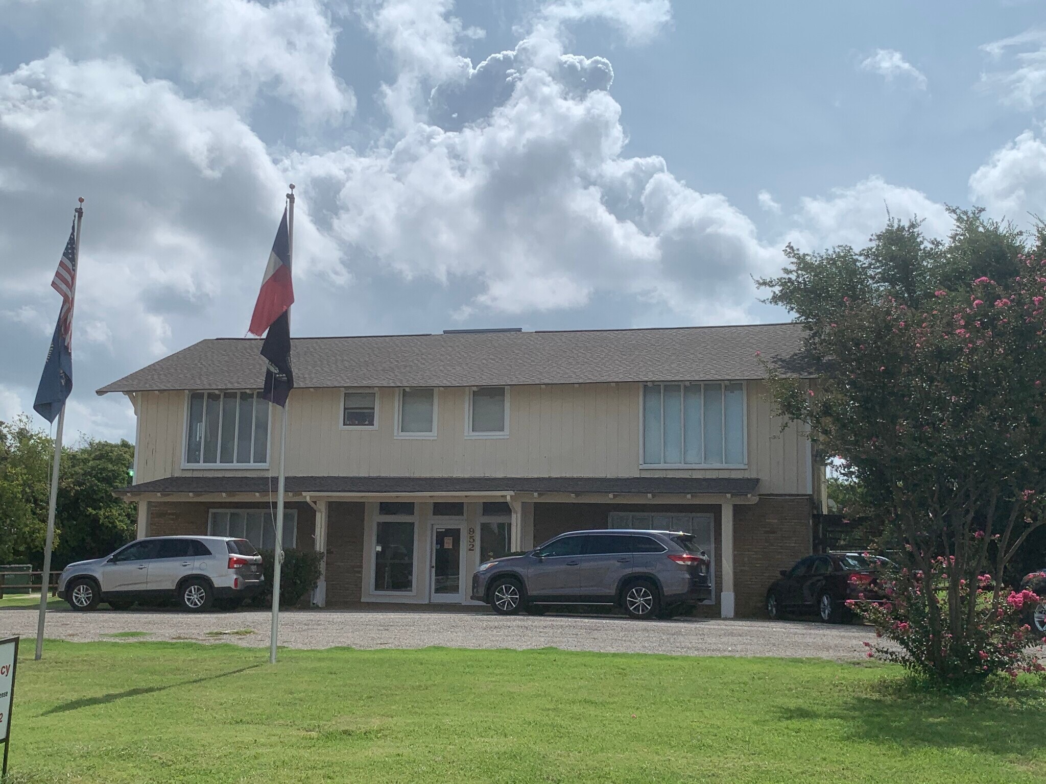 952 N Highway 67, Cedar Hill, TX for sale Building Photo- Image 1 of 1