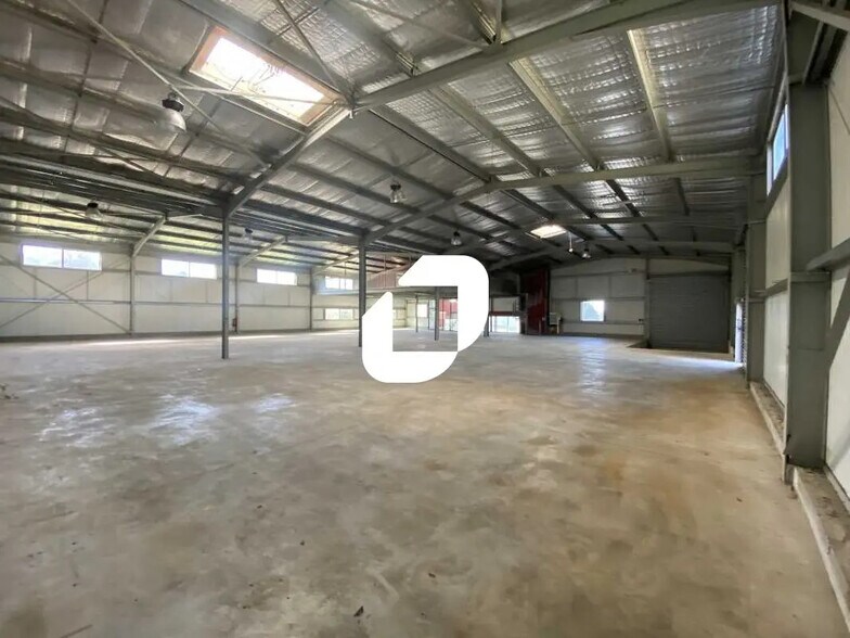 Office in Frontignan for lease - Interior Photo - Image 2 of 16