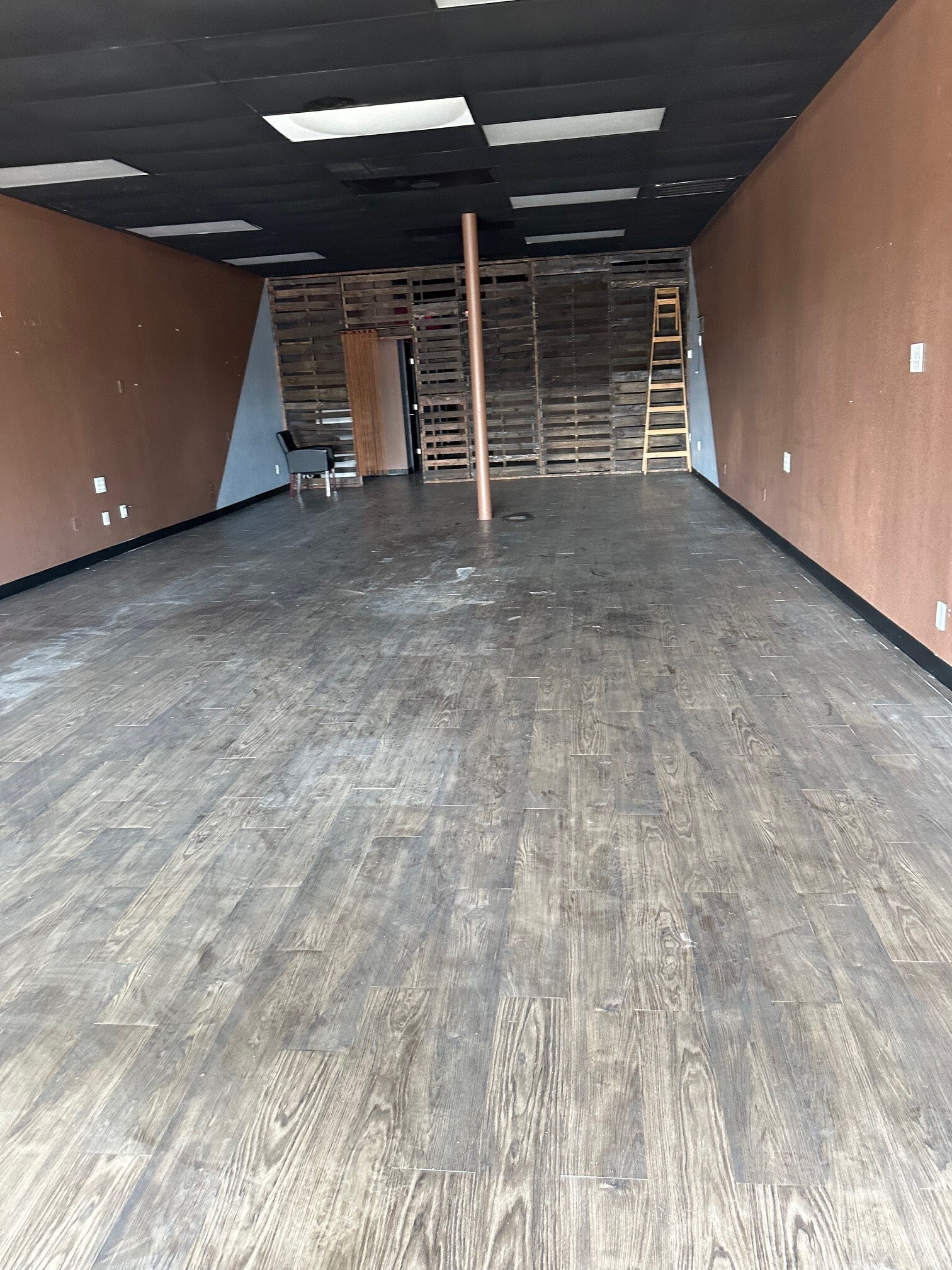 2801-2853 Central Dr, Bedford, TX for lease Building Photo- Image 1 of 1