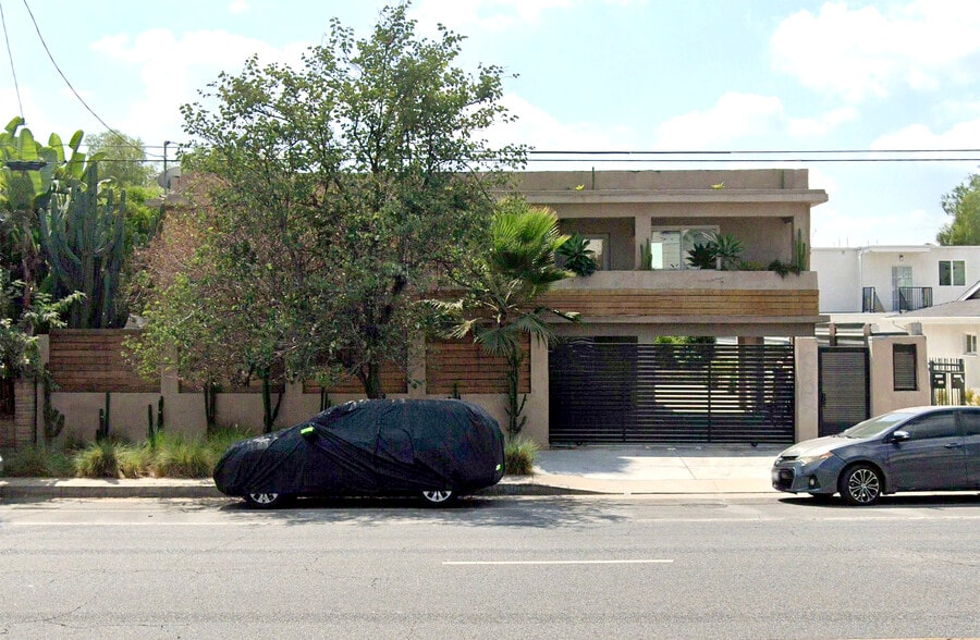 11121 Glenoaks Blvd, Pacoima, CA for lease - Building Photo - Image 1 of 15