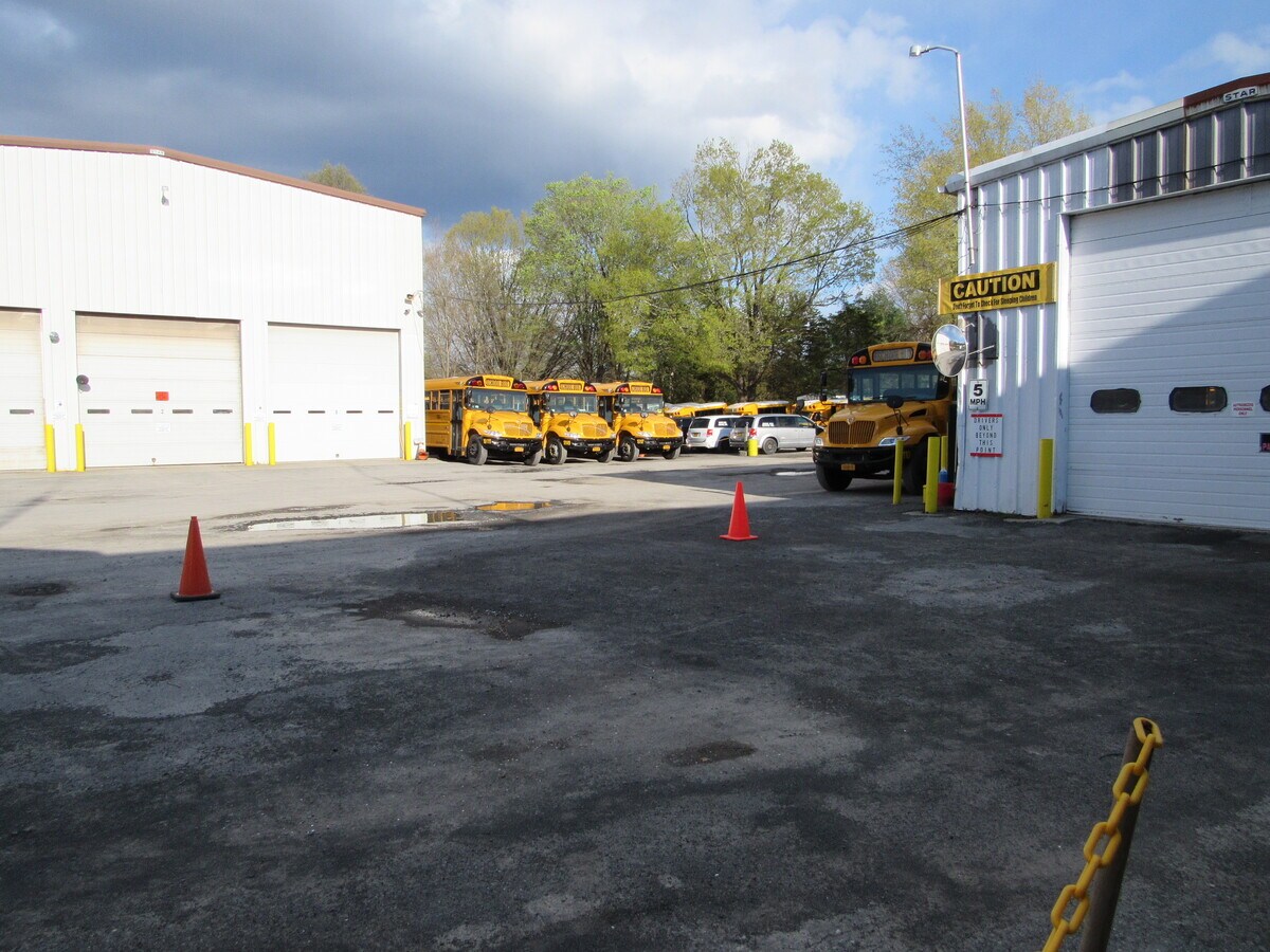 2 Tillson Rd, Tillson, NY 12486