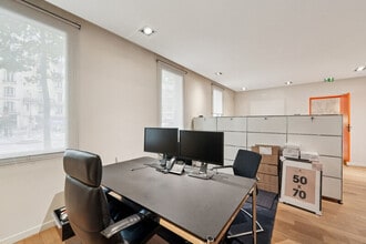 106 Avenue De Villiers, Paris for lease Interior Photo- Image 2 of 11