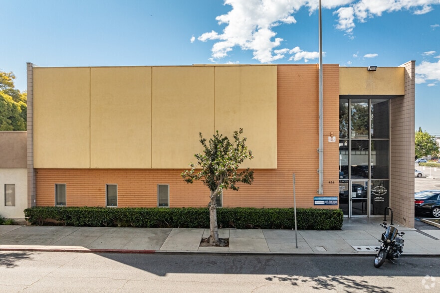 436 W 4th St, Pomona, CA for lease - Building Photo - Image 2 of 12