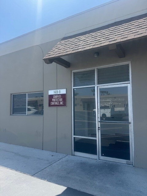1422-1428 S Ritchey St, Santa Ana, CA for lease Building Photo- Image 1 of 1