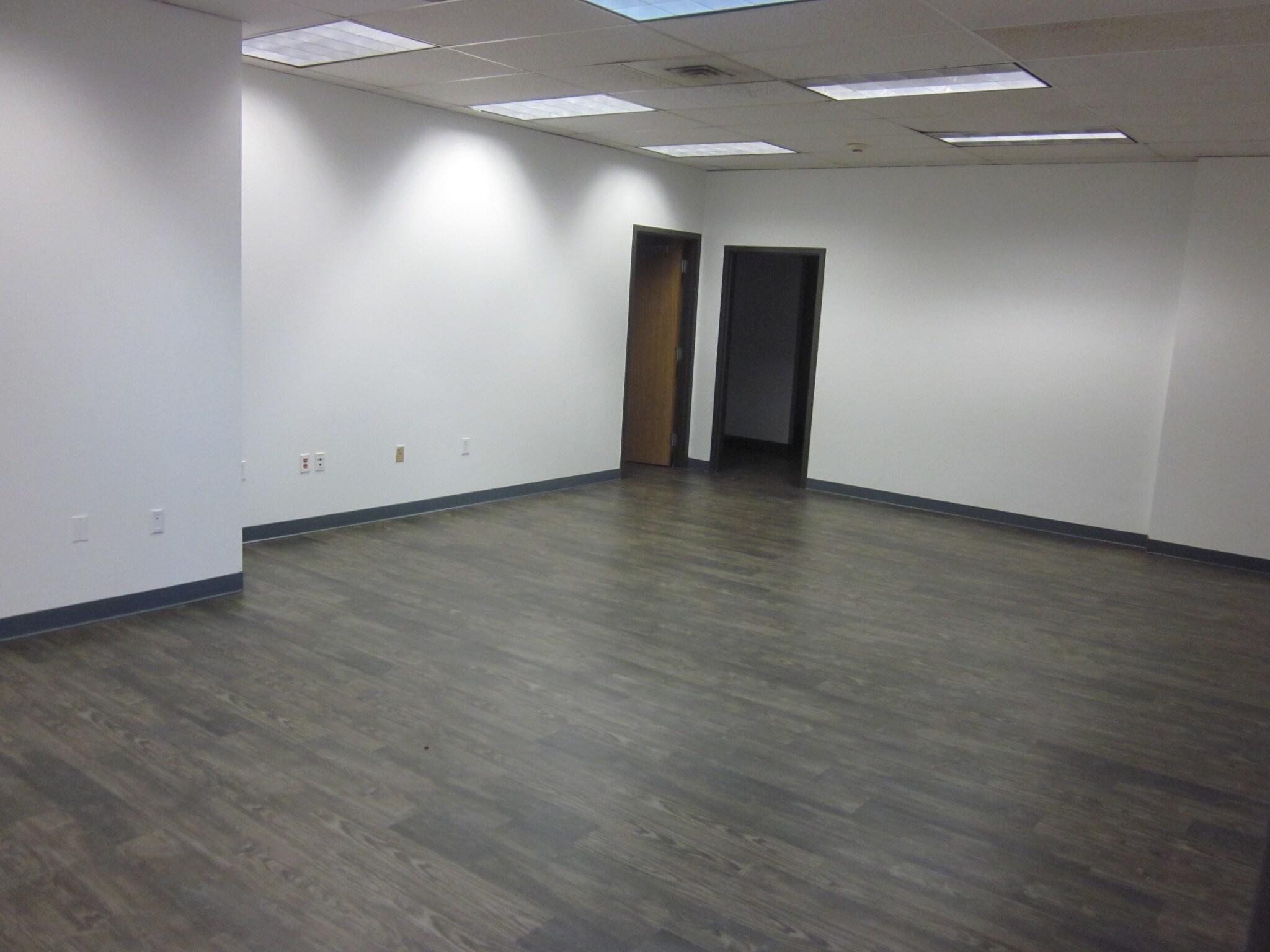 2511 N Frazier St, Conroe, TX for sale Other- Image 1 of 1