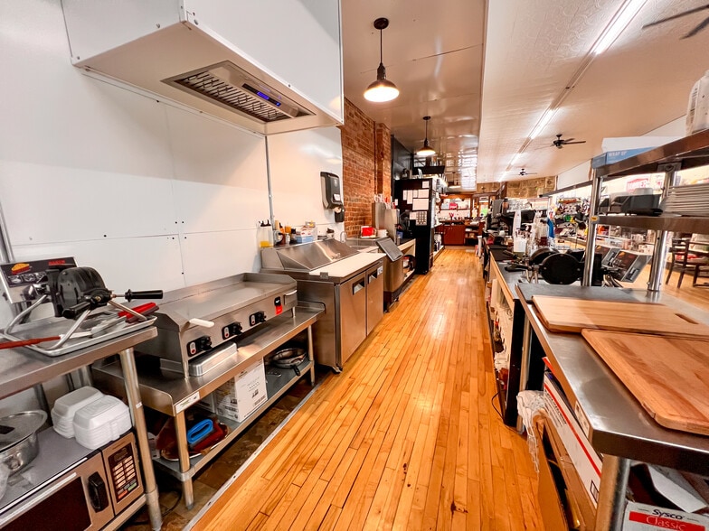 201 N Main St, Elkader, IA for sale - Building Photo - Image 3 of 53