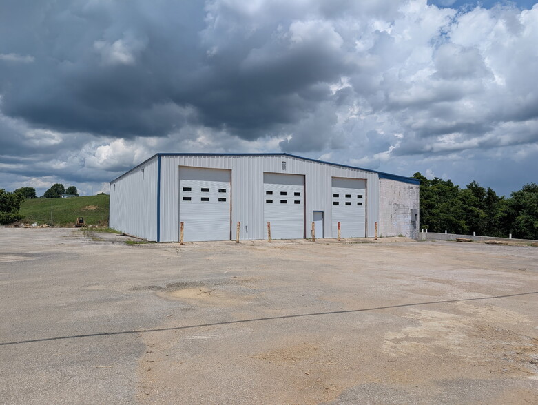 116 Carr Ln, Richmond, KY for lease - Building Photo - Image 1 of 5