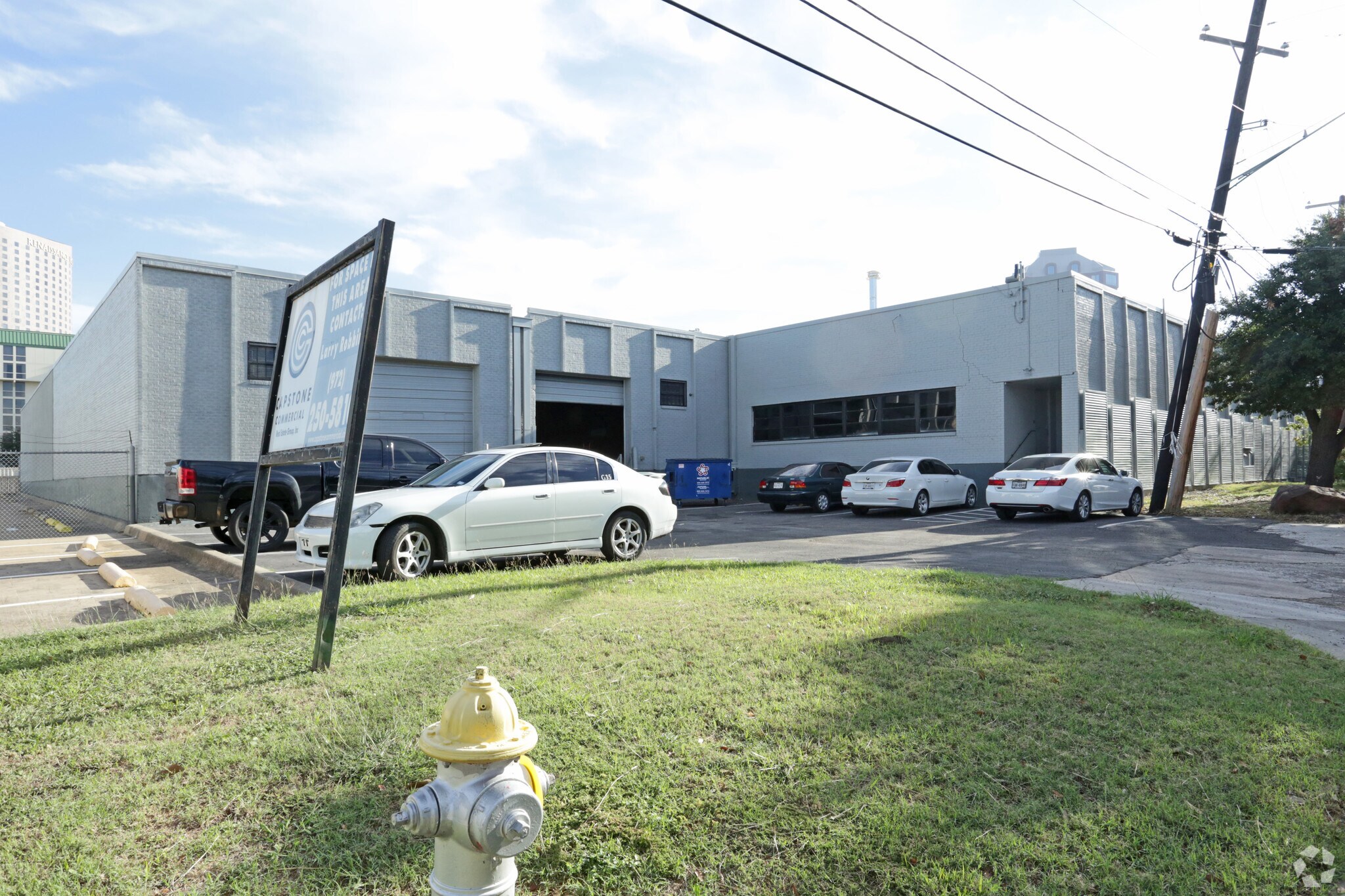 2230 Valdina St, Dallas, TX for sale Primary Photo- Image 1 of 1