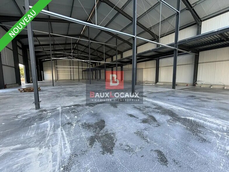 Flex in Roquemaure for lease - Building Photo - Image 3 of 6