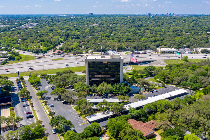 1635 NE Loop 410, San Antonio, TX for lease - Aerial - Image 3 of 3