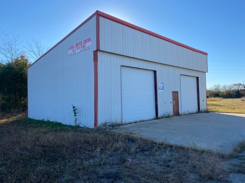 828 E 13th, Atoka, OK for sale - Building Photo - Image 1 of 1