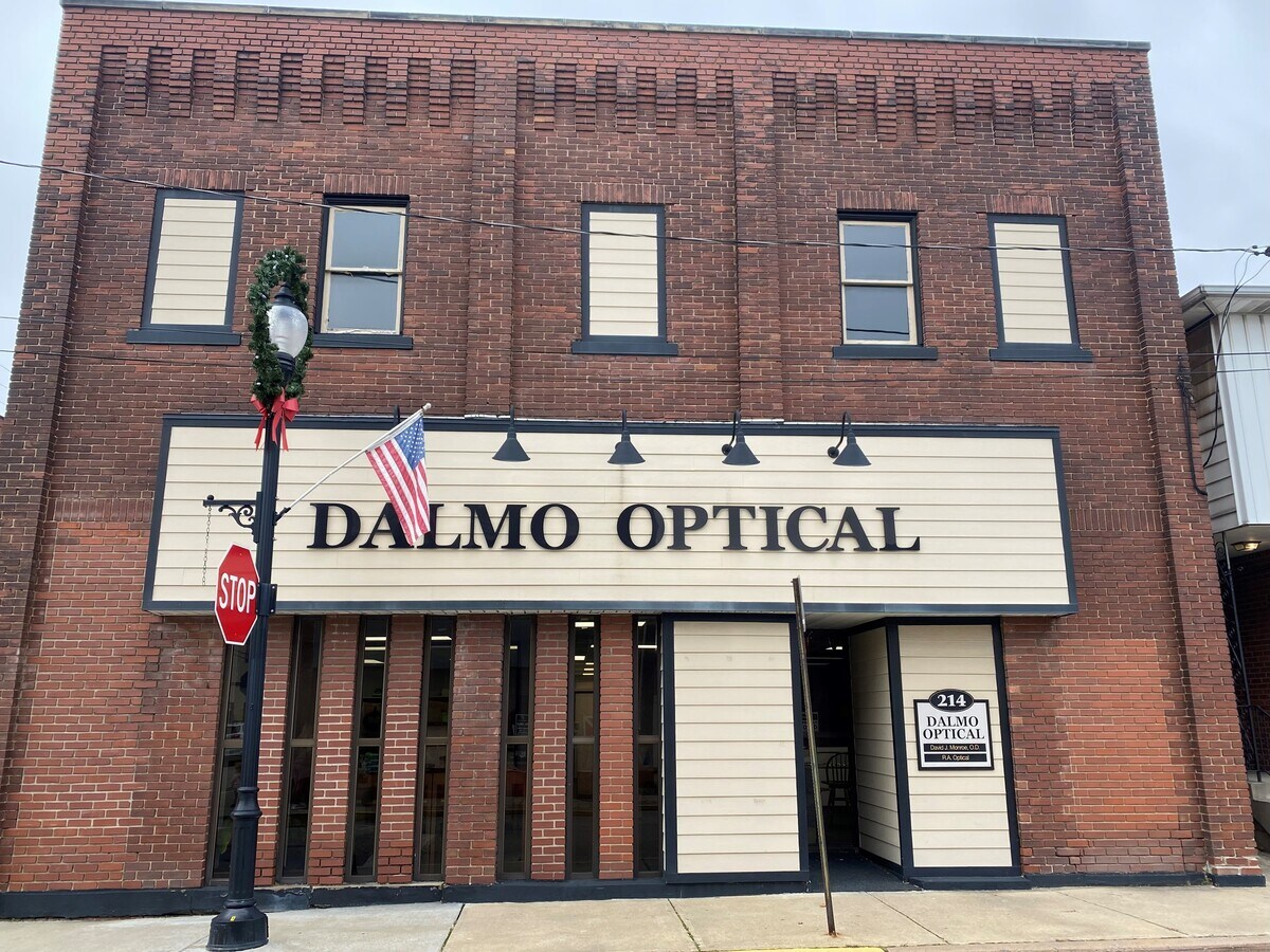 214 Corbet St, Tarentum, PA 15084