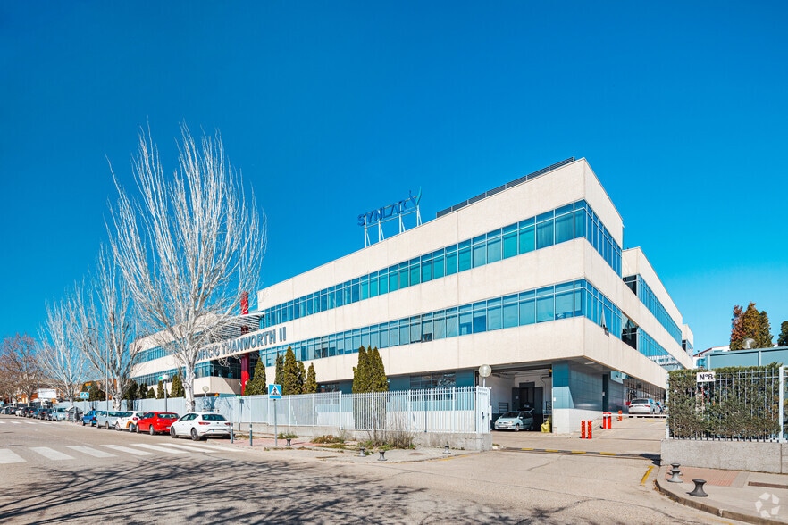 Calle Valgrande, 8, Alcobendas, Madrid for lease - Primary Photo - Image 1 of 2