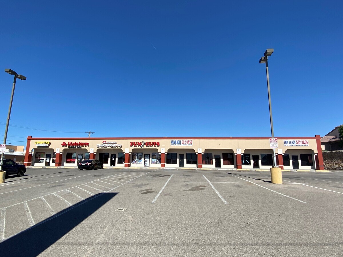 1470 Dieter Dr, El Paso, TX 79936