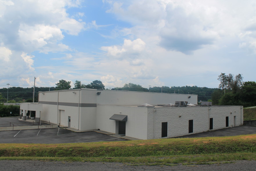 1503 N Tibbs Rd, Dalton, GA for lease - Building Photo - Image 3 of 3