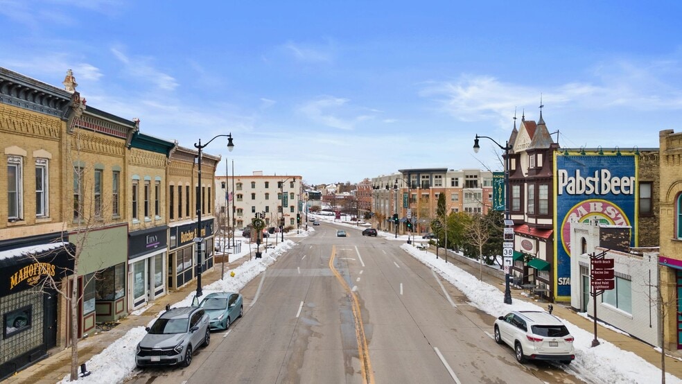228 Main St, Racine, WI for sale - Aerial - Image 2 of 32