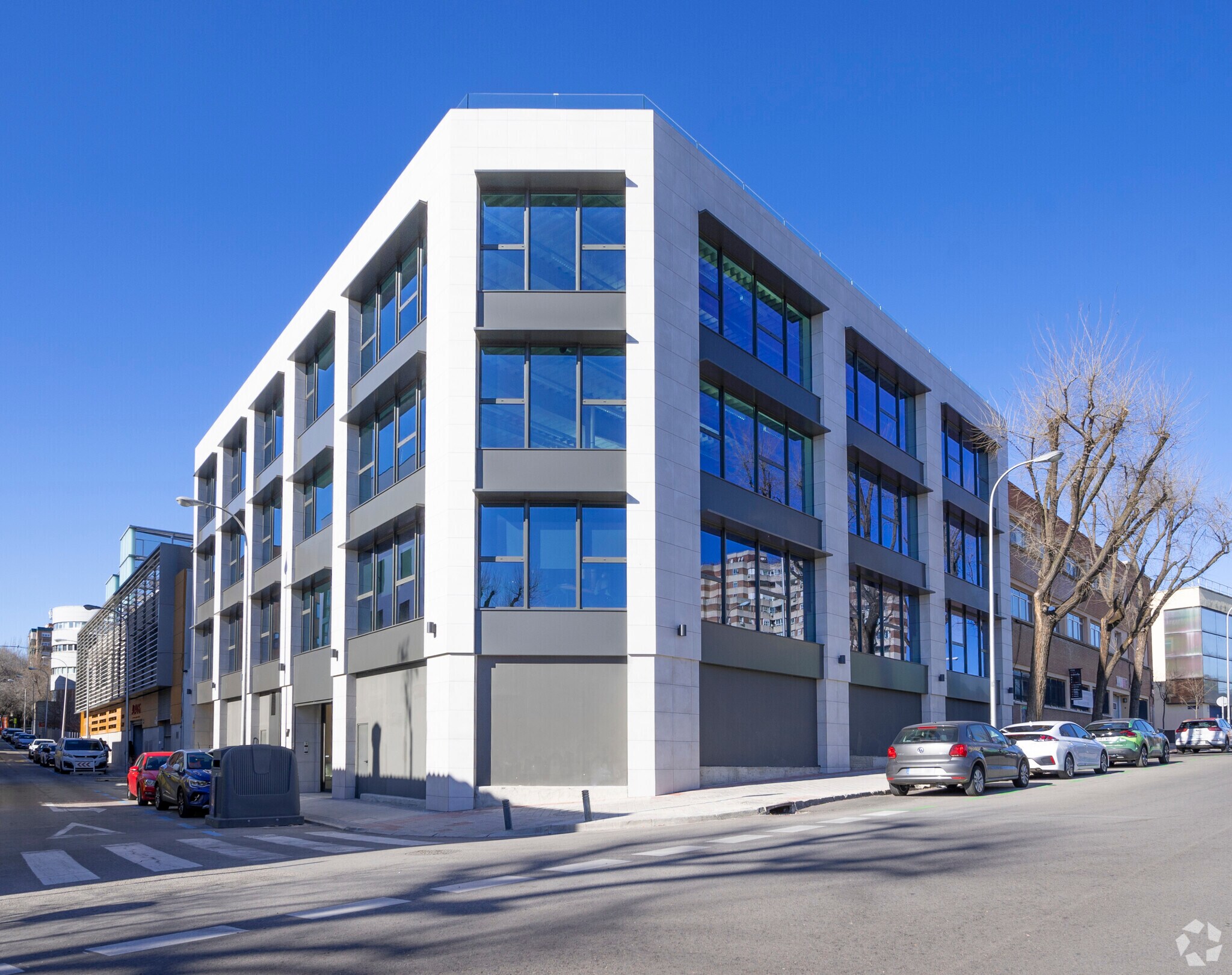 Calle de Federico Salmón, 7, Madrid, Madrid for sale Primary Photo- Image 1 of 1