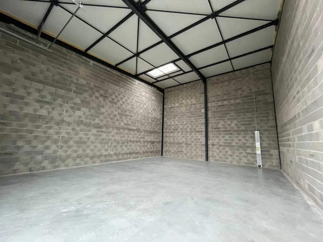 Flex in Trévoux for sale Interior Photo- Image 1 of 6