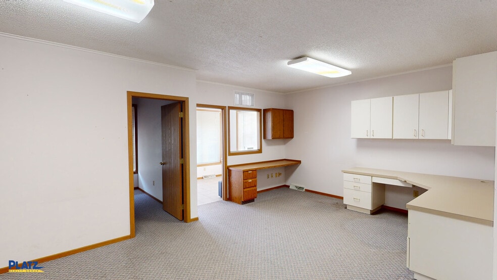 7303 West Blvd, Youngstown, OH for sale - Building Photo - Image 3 of 16