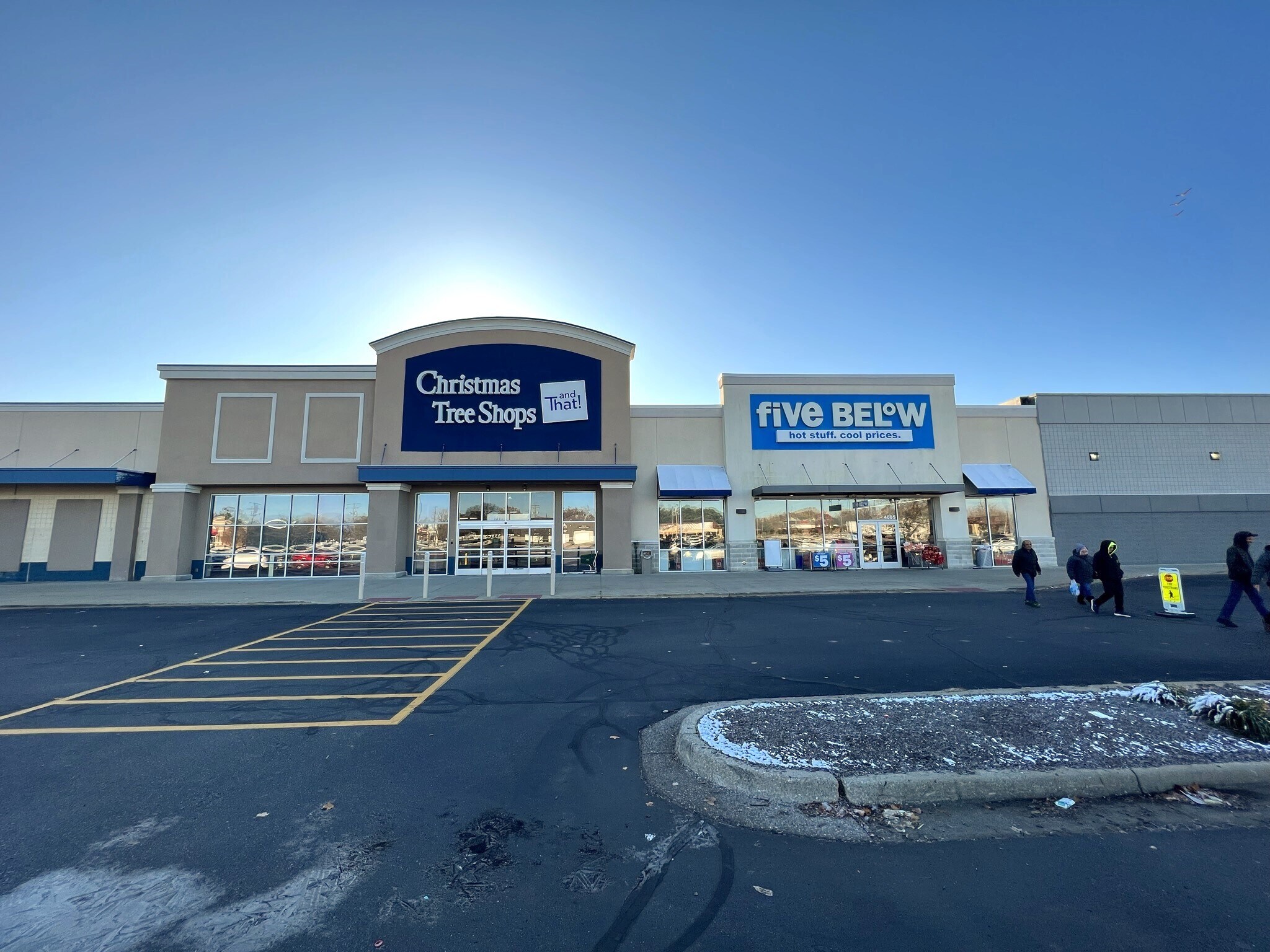 4021-4151 Miller Rd, Flint, MI for sale Building Photo- Image 1 of 1