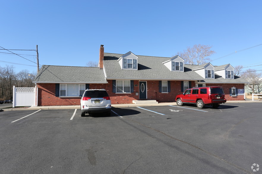 1028 Route 206, Bordentown, NJ for sale - Building Photo - Image 1 of 1