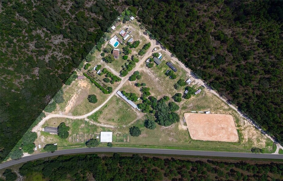 22647 SE Highway 42, Umatilla, FL 32784