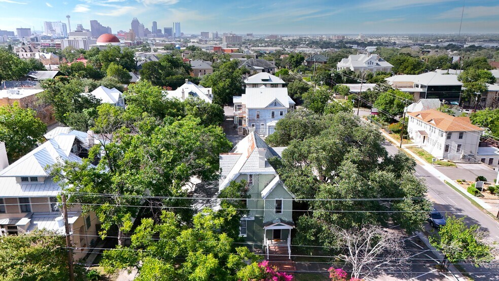 1818 San Pedro Ave, San Antonio, TX for sale - Building Photo - Image 2 of 42
