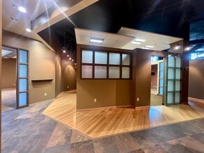 124 Walnut St E, Mankato, MN for lease Interior Photo- Image 2 of 10