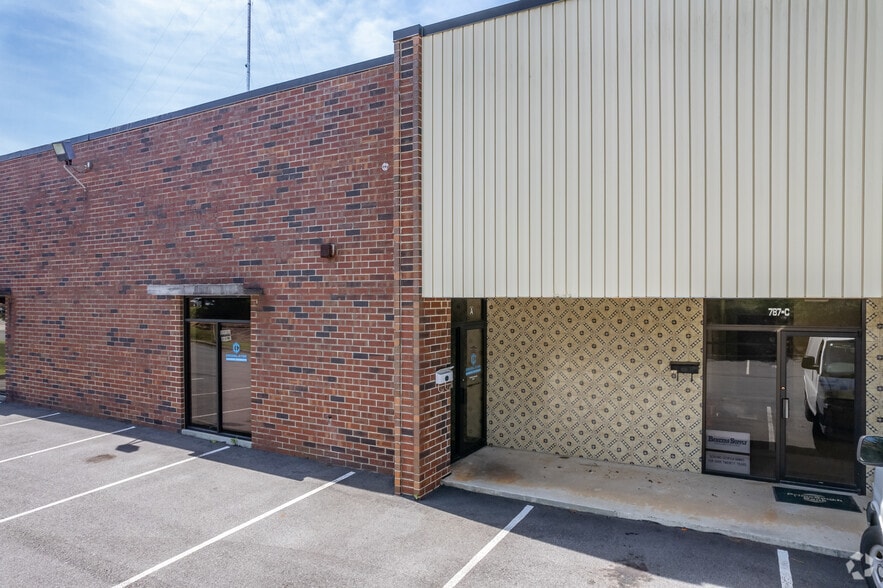 787 Hillcrest Industrial Blvd, Macon-Bibb, GA for lease - Building Photo - Image 3 of 4