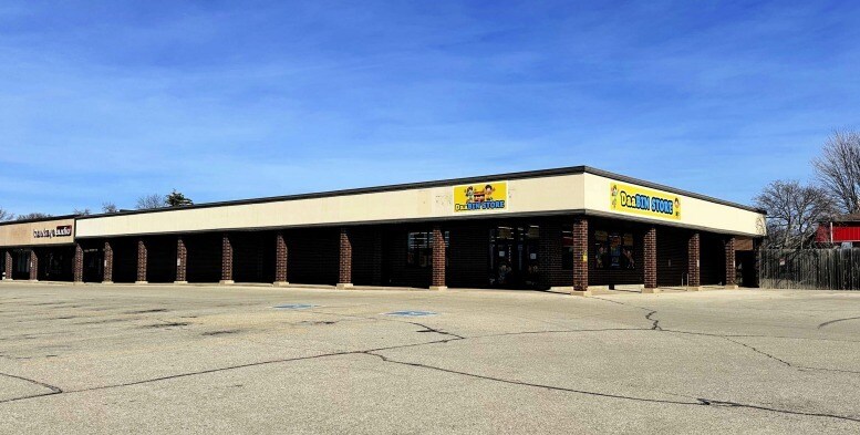 6322 University Ave, Cedar Falls, IA for sale Building Photo- Image 1 of 1