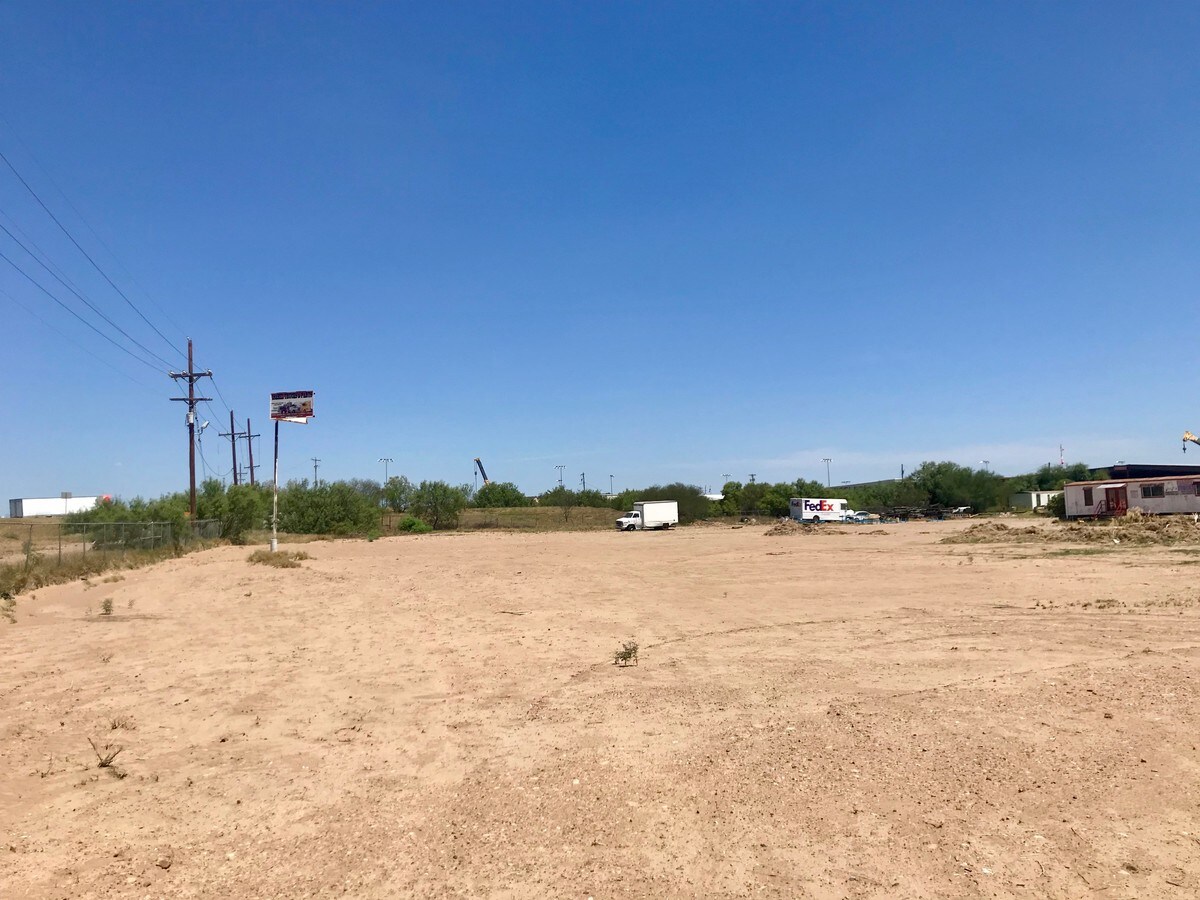 22324 Mines Rd, Laredo, TX 78045