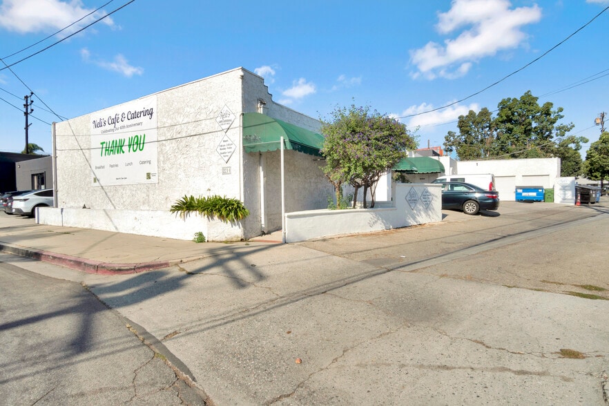 2214 Stoner Ave, Los Angeles, CA for lease - Building Photo - Image 3 of 22
