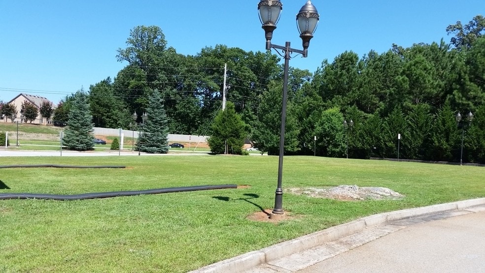 2656 Lawrenceville Suwanee Rd, Suwanee, GA for sale - Building Photo - Image 2 of 10