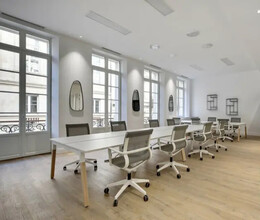 Office in Bordeaux for lease Interior Photo- Image 2 of 8