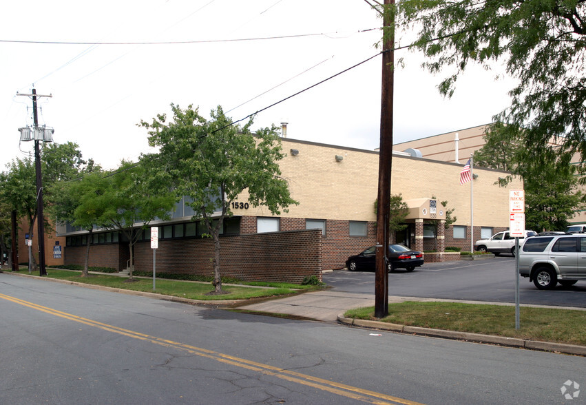 1530 E Jefferson St, Rockville, MD for lease - Building Photo - Image 2 of 3