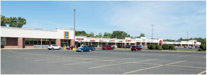 7421 Oswego Rd, Liverpool, NY for lease - Building Photo - Image 1 of 5